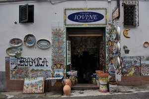 Iovine ceramics in Vietri (c) nupursworld.com